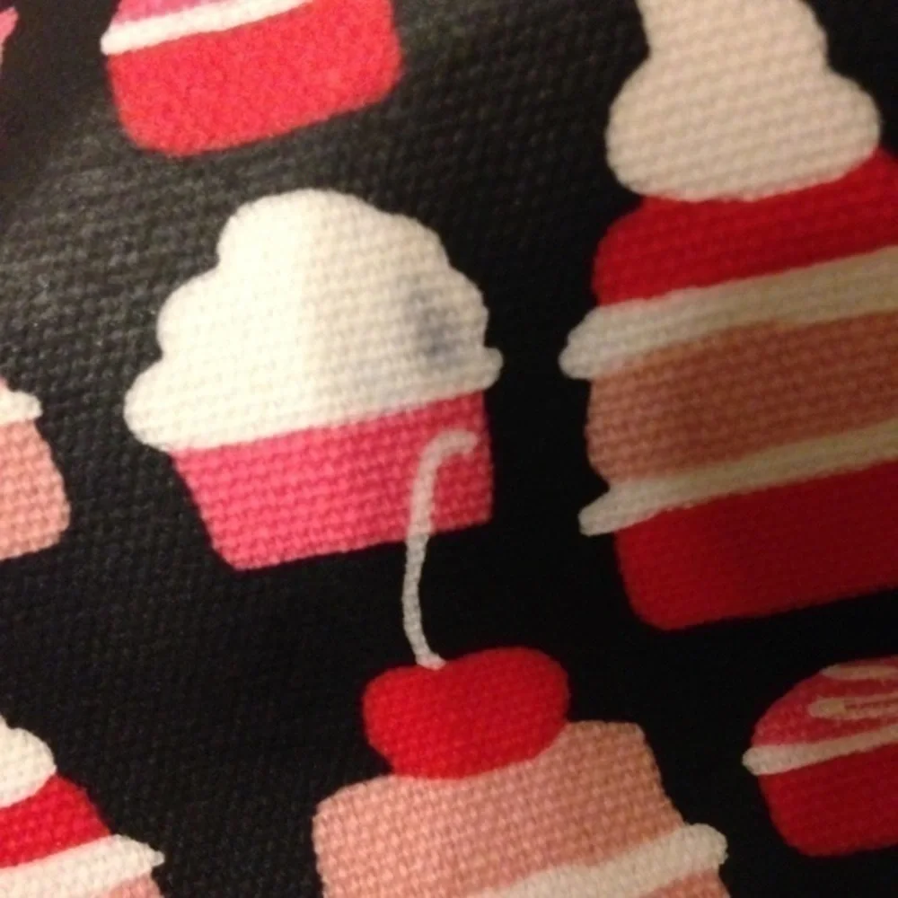👛 KATE SPADE 👛 cupcake tote black pink